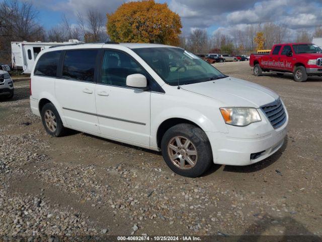  Salvage Chrysler Town & Country