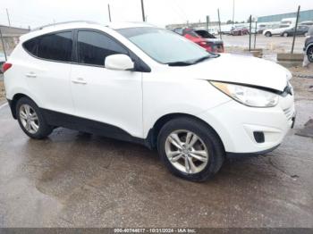  Salvage Hyundai TUCSON