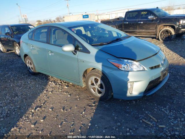  Salvage Toyota Prius