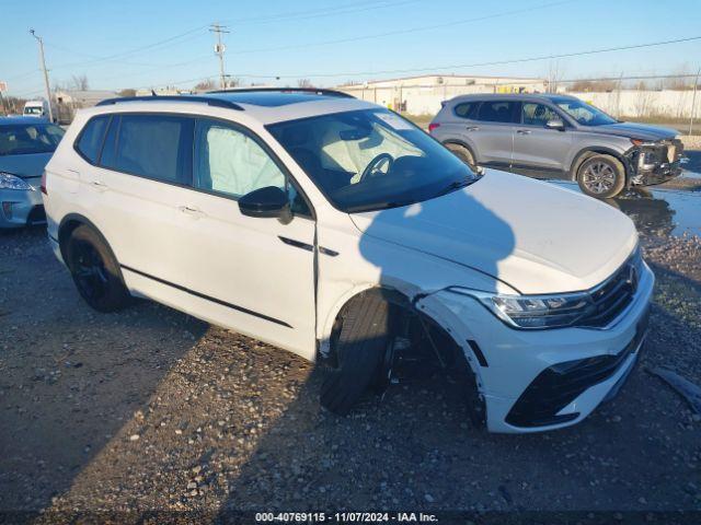  Salvage Volkswagen Tiguan