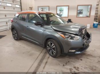  Salvage Nissan Kicks