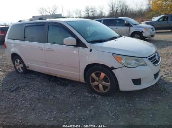  Salvage Volkswagen Routan