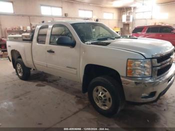  Salvage Chevrolet Silverado 2500