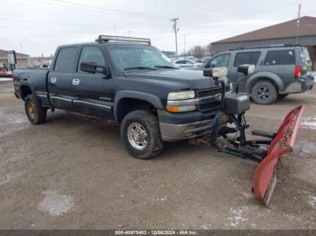  Salvage Chevrolet Silverado 2500