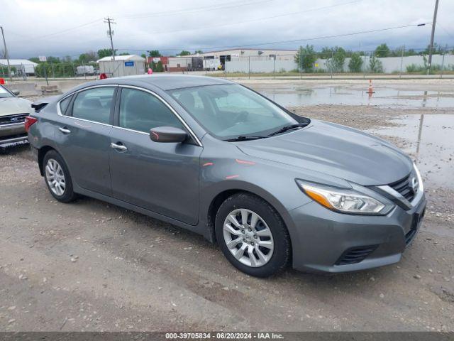  Salvage Nissan Altima