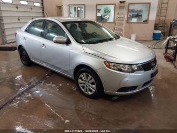  Salvage Kia Forte