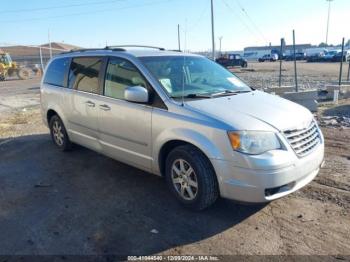  Salvage Chrysler Town & Country