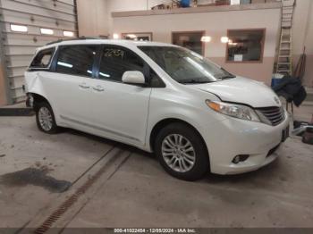  Salvage Toyota Sienna