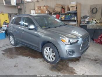  Salvage Mitsubishi Outlander