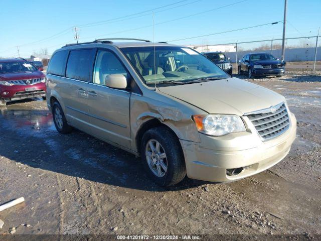  Salvage Chrysler Town & Country