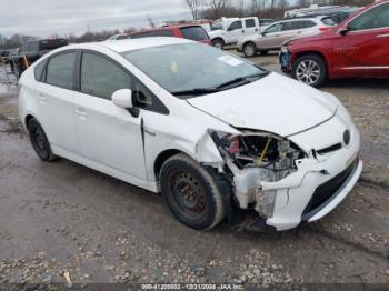  Salvage Toyota Prius