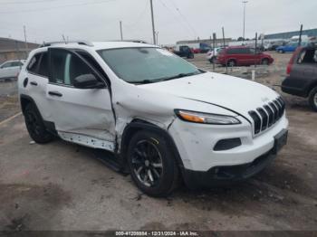  Salvage Jeep Cherokee