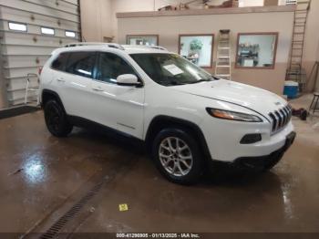  Salvage Jeep Cherokee