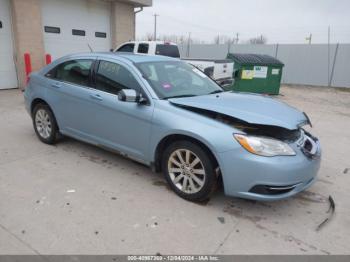  Salvage Chrysler 200