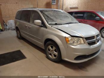  Salvage Dodge Grand Caravan