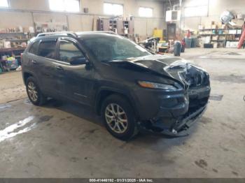  Salvage Jeep Cherokee