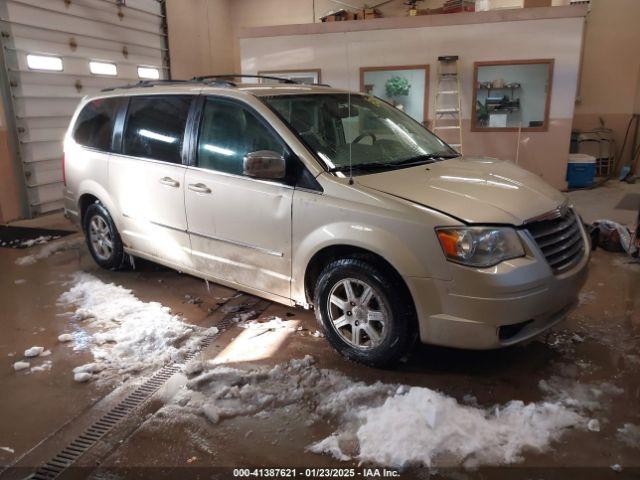  Salvage Chrysler Town & Country