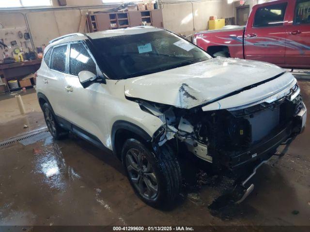  Salvage Kia Seltos