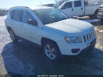  Salvage Jeep Compass