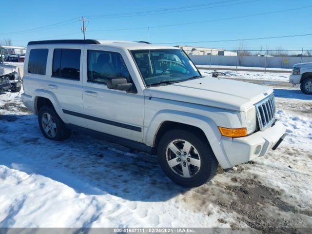  Salvage Jeep Commander