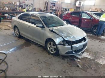  Salvage Volkswagen Jetta