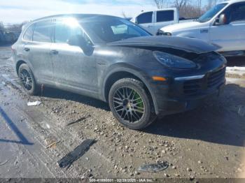  Salvage Porsche Cayenne E-hybrid