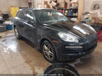  Salvage Porsche Cayenne