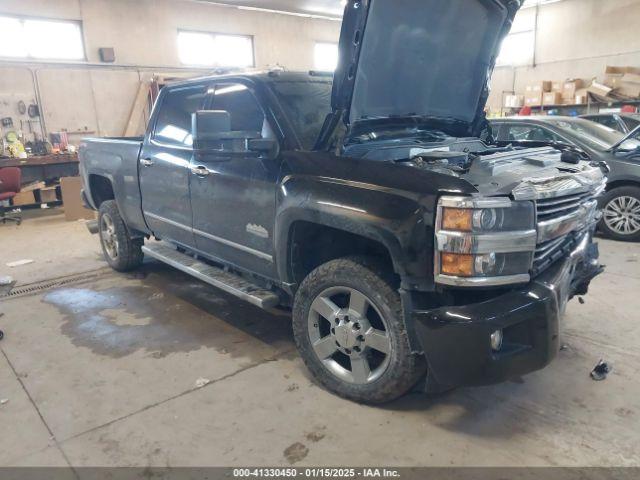  Salvage Chevrolet Silverado 2500