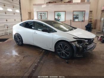  Salvage Toyota Prius