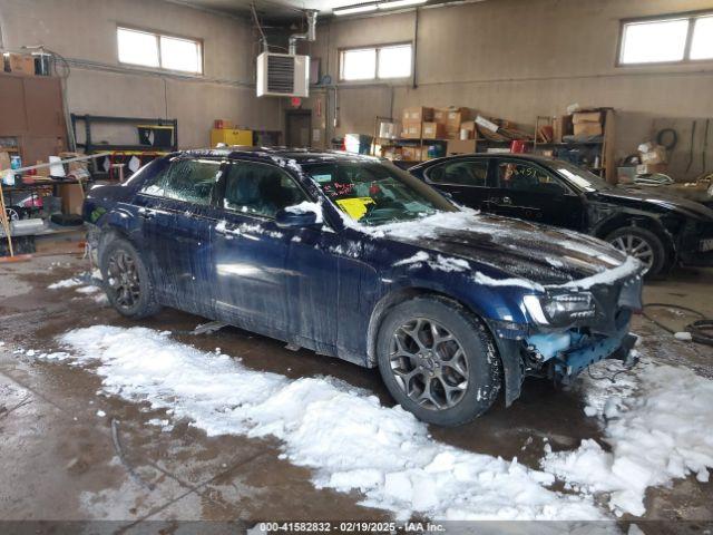  Salvage Chrysler 300