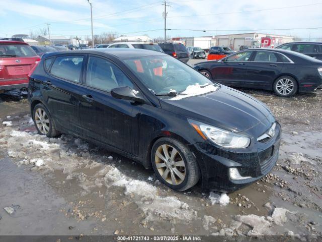  Salvage Hyundai ACCENT