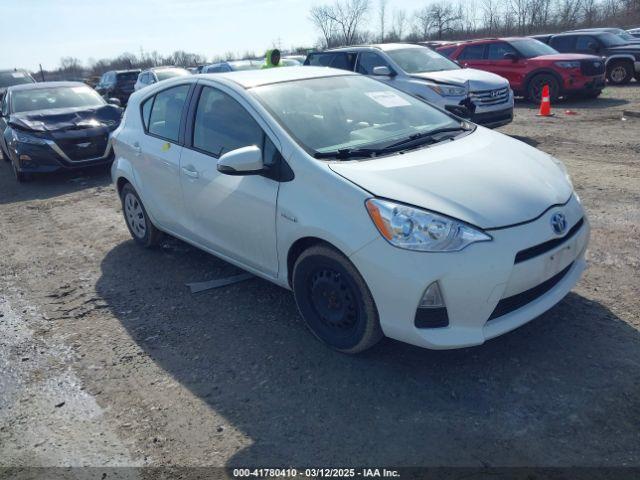  Salvage Toyota Prius c