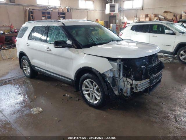  Salvage Ford Explorer