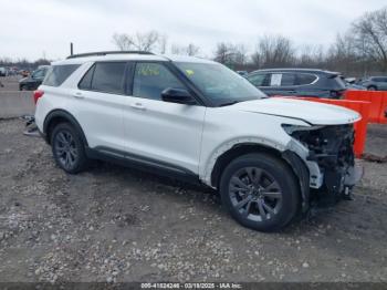  Salvage Ford Explorer