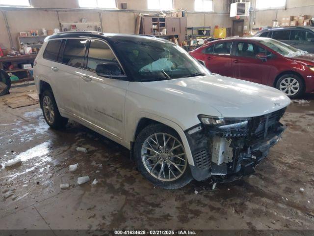  Salvage Jeep Grand Cherokee