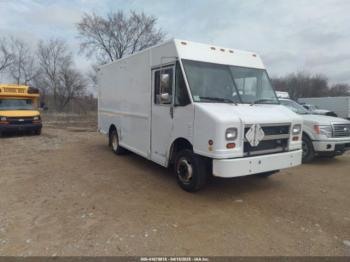  Salvage Freightliner Chassis
