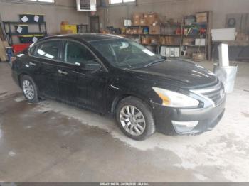  Salvage Nissan Altima