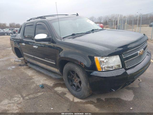  Salvage Chevrolet Avalanche 1500