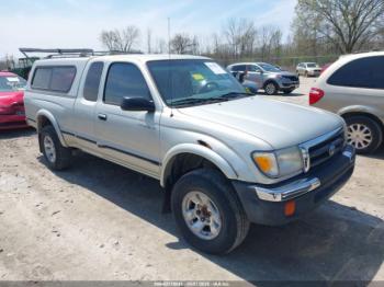  Salvage Toyota Tacoma