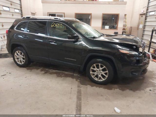  Salvage Jeep Cherokee