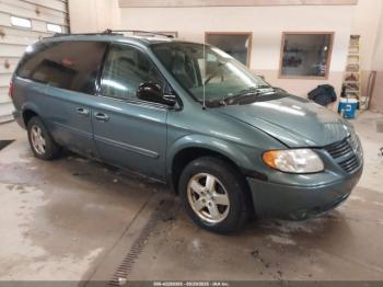  Salvage Dodge Grand Caravan