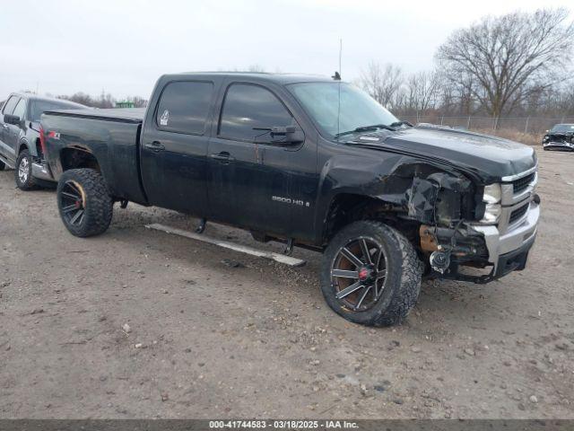  Salvage Chevrolet Silverado 2500
