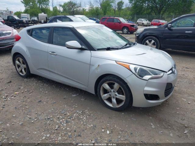  Salvage Hyundai VELOSTER