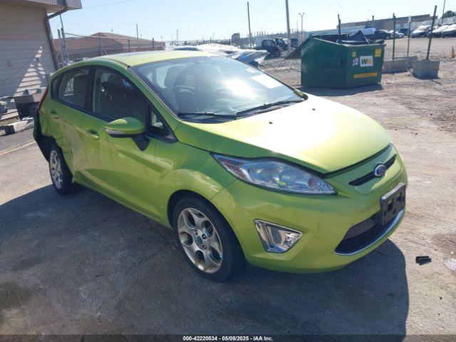  Salvage Ford Fiesta