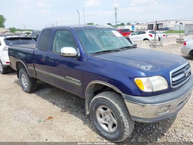  Salvage Toyota Tundra
