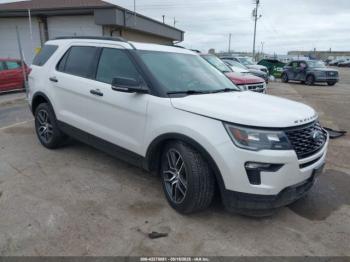  Salvage Ford Explorer