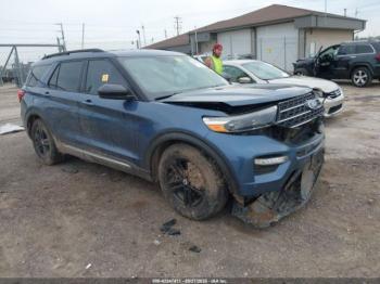  Salvage Ford Explorer
