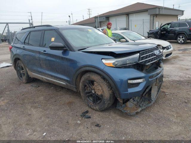  Salvage Ford Explorer