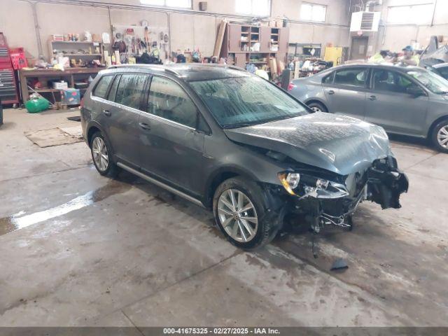  Salvage Volkswagen Golf