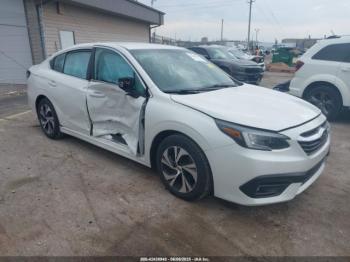  Salvage Subaru Legacy